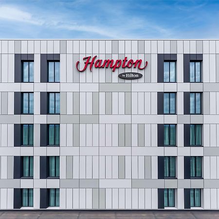 Hampton By Hilton High Wycombe Exterior foto