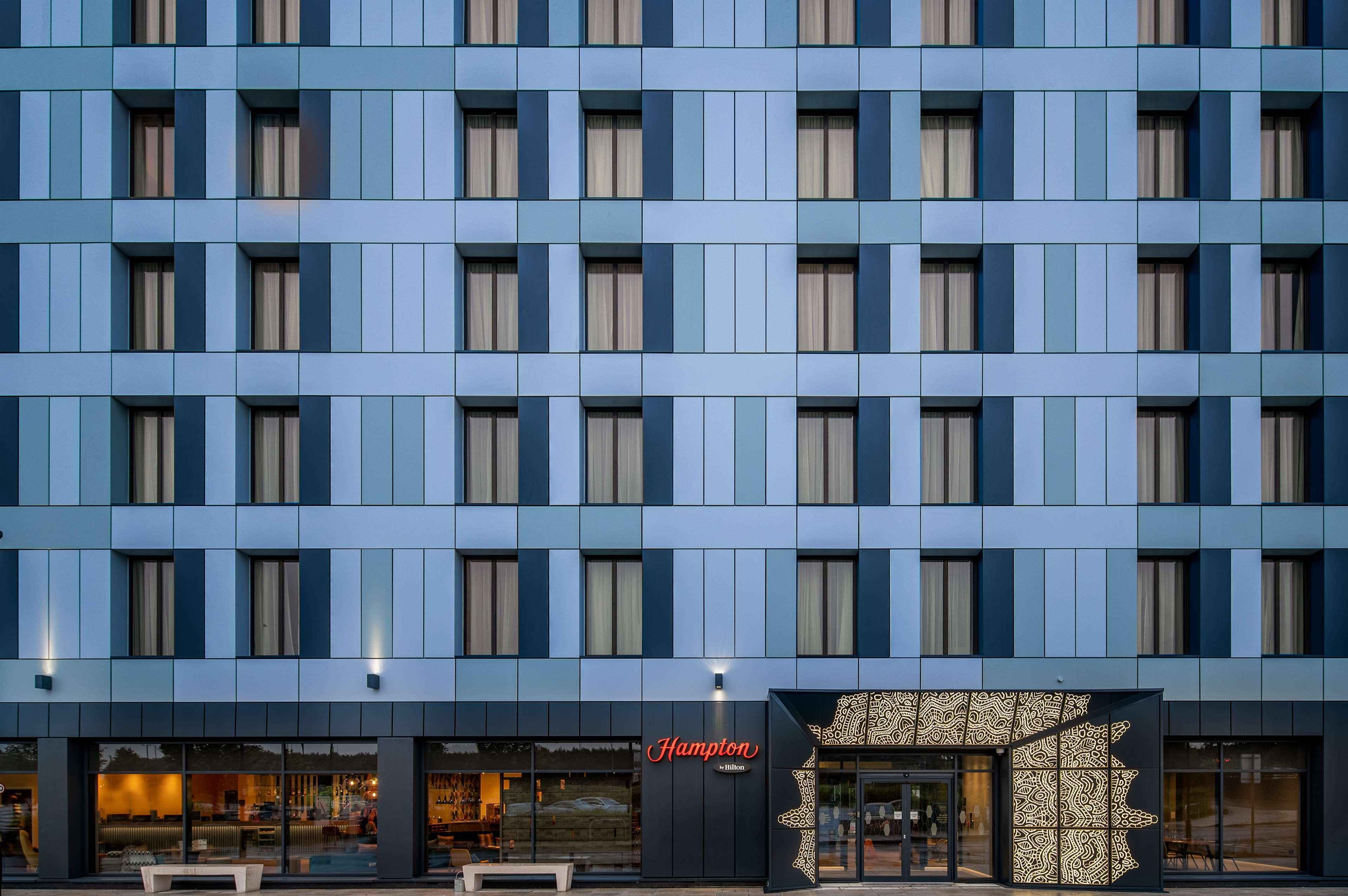 Hampton By Hilton High Wycombe Exterior foto